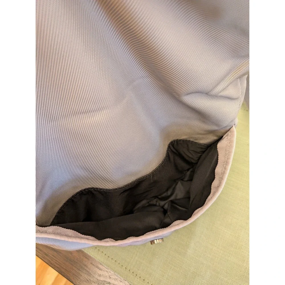 Lululemon‎ Everywhere Belt Bag Small Crossbody Messenger Bag Grey Nylon